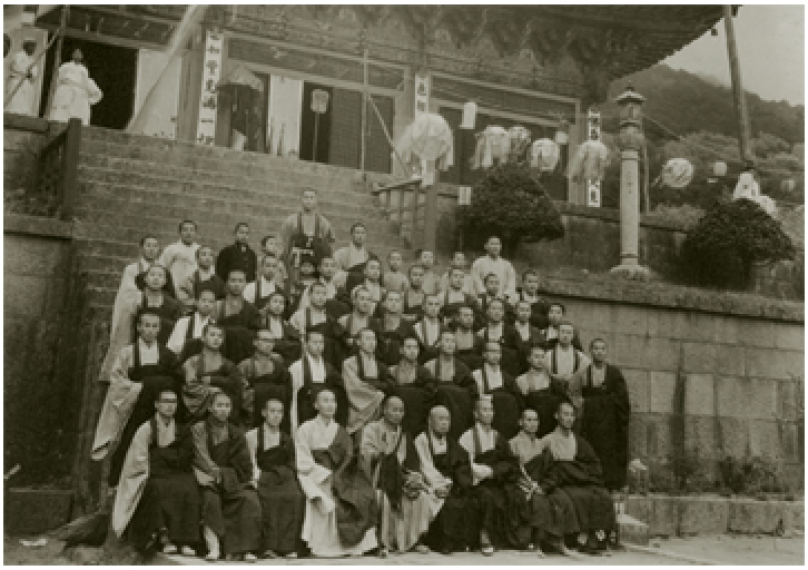 1959. at Haein Temple with other monks. Ko un is the fourth from the left in the front row