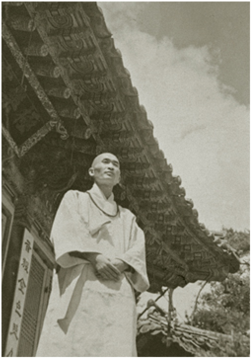 1961. at Haein Temple